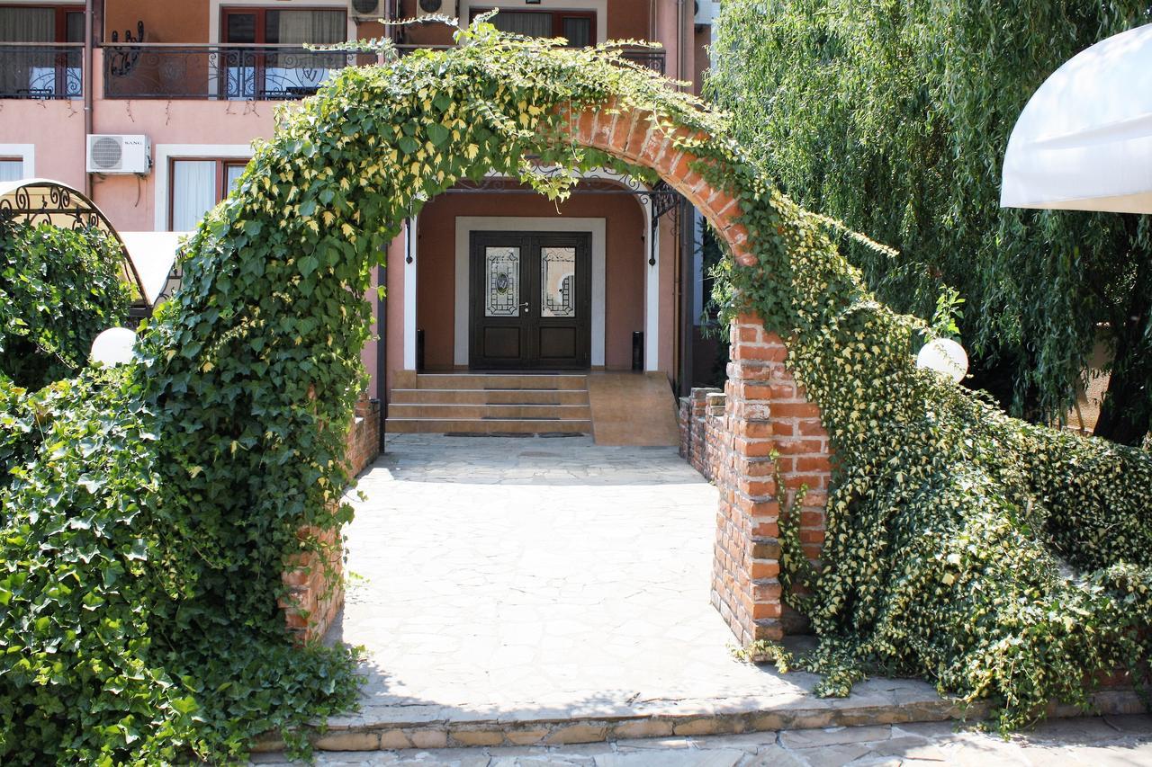 Hotel Villa Verde Gulubovo  Экстерьер фото