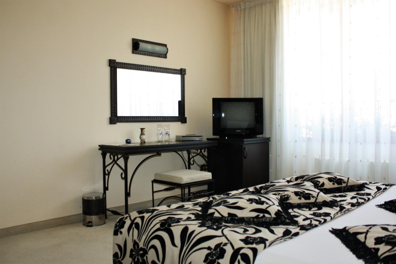Hotel Villa Verde Gulubovo  Экстерьер фото